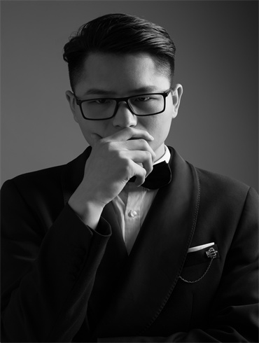 张正凯